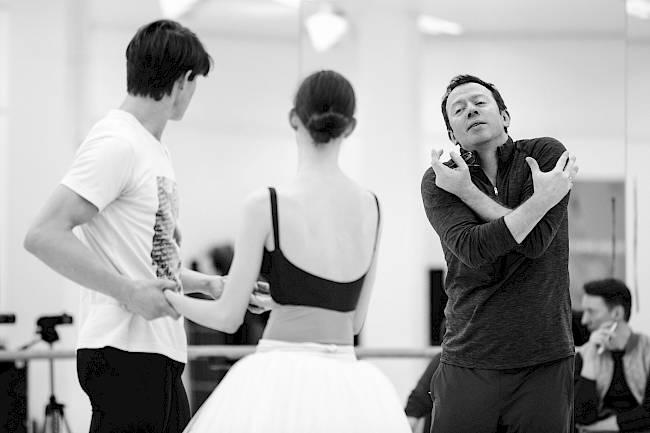 Schwanensee - Probe
Alexei Ratmansky
Fotograf: Gregory Batardon